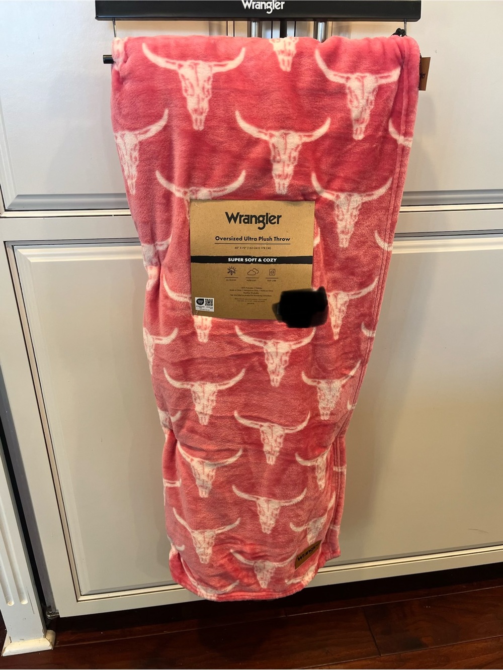 Wrangler Pink White Longhorn Plush Throw Blanket